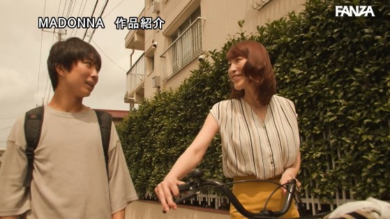 年下の学生に溺れる時給1249円の不倫‘中出し‘パートタイム。 葉月保奈美サンプル２