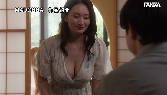 毎晩旦那とヤリまくる絶倫叔母と一泊二日の搾精旅行 ヌカれまくって性に目覚めた童貞の僕は… すべて忘れて連続中出し交尾にハマってしまった。 木村玲衣