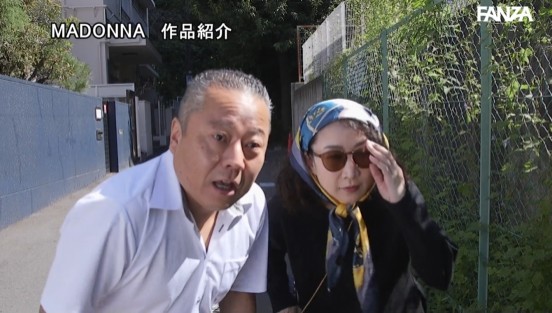 夫の不倫を暴こうとしたはずなのに 偶然出会った不倫相手の旦那とヤってしまい…。 相性抜群の中年同士が卑猥に絡み合う温泉不貞交尾 瀬尾礼子