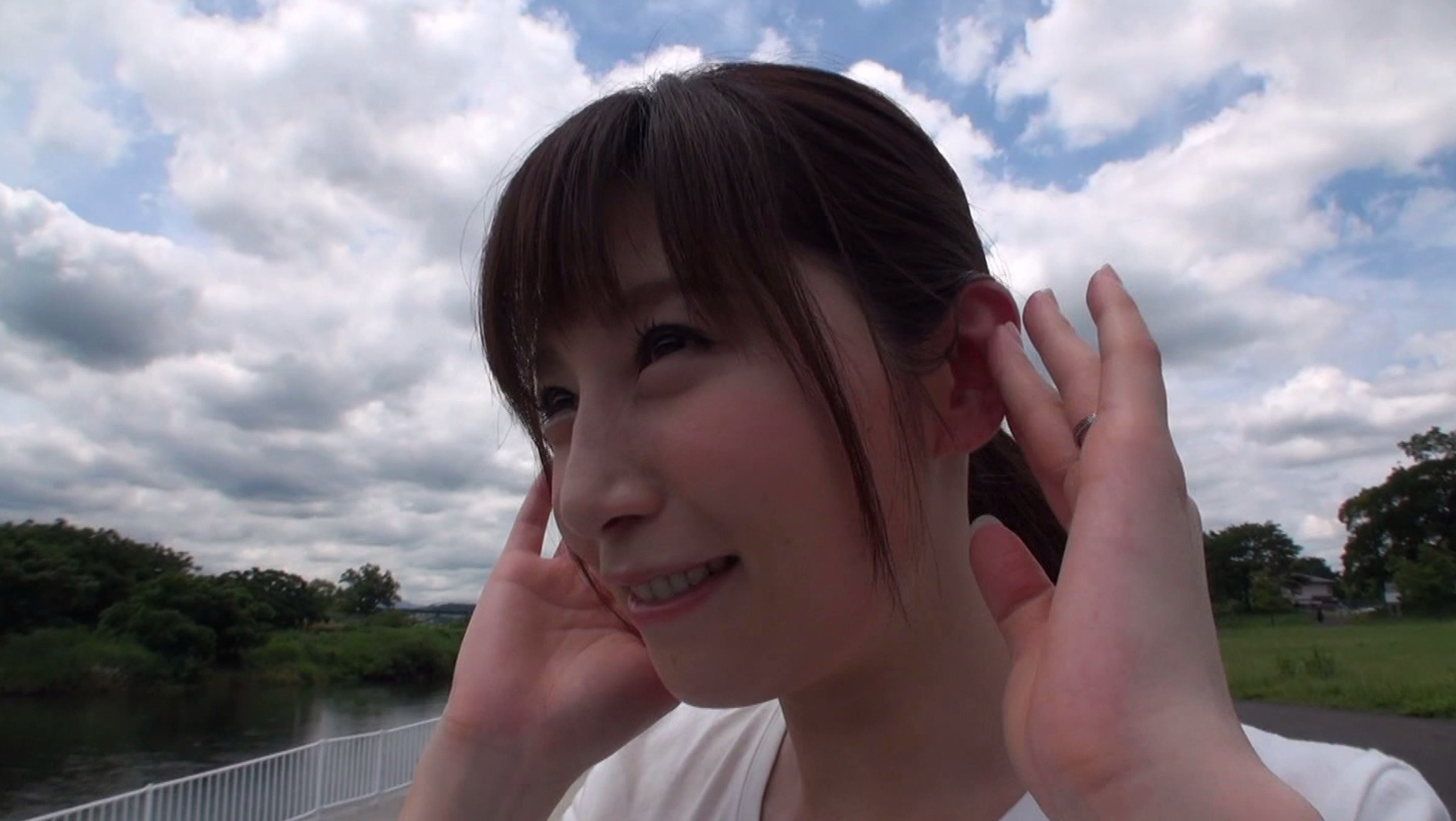 SOD人妻レーベル史上最高の30代 こんなにも清楚で美しい人妻がAVに出演するという奇跡 佐々木あき 35歳 AVDebut