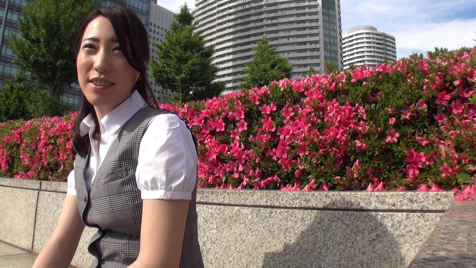 もう優等生ではいたくない。母になる前に最初で最後の冒険を…。 竹内瞳 32歳 AV DEBUT