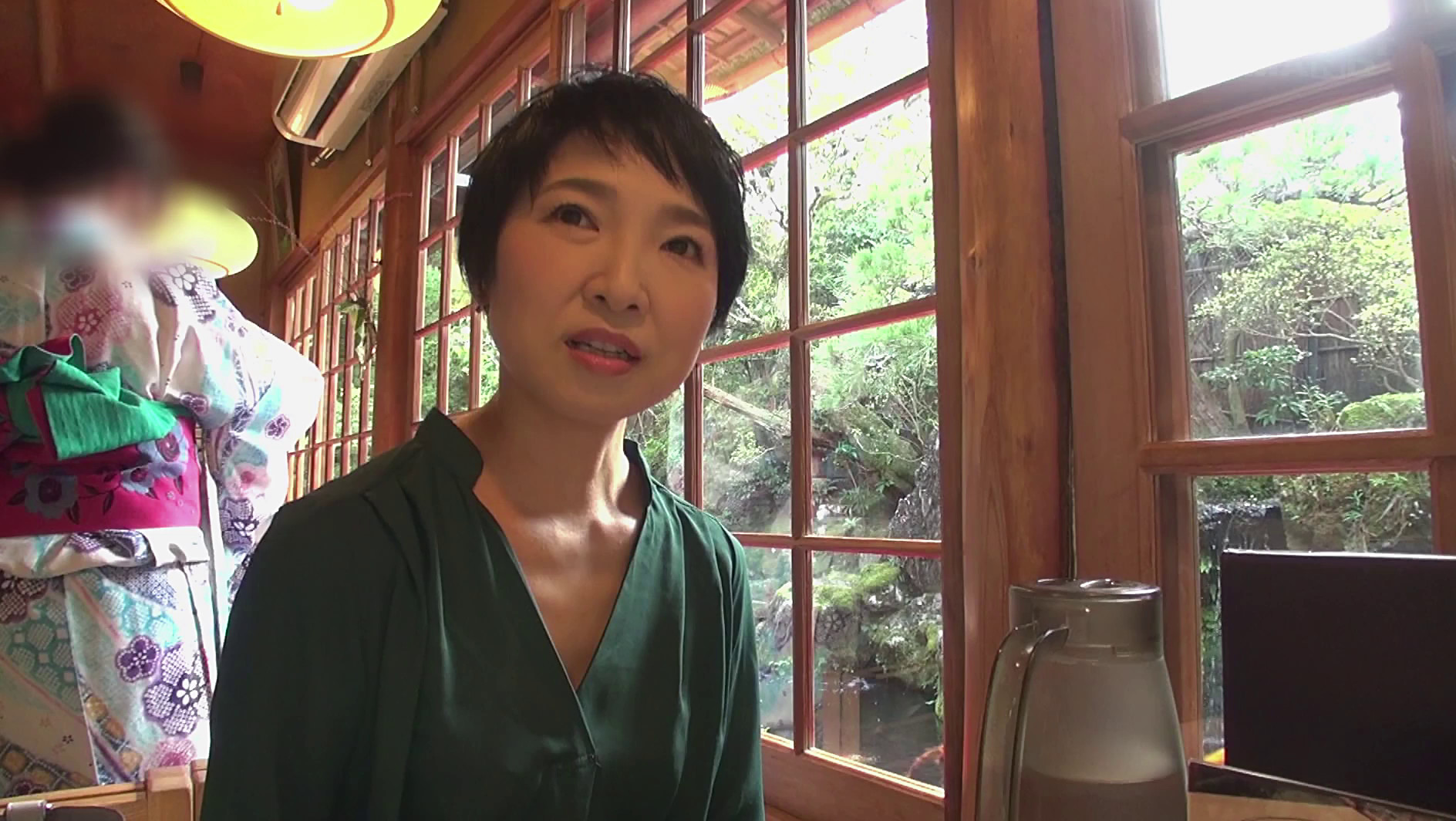 経験人数は主人だけ…本当の快感を求めて上京するはんなり京美人妻 早川りょう 46歳 AV DEBUTサンプル２