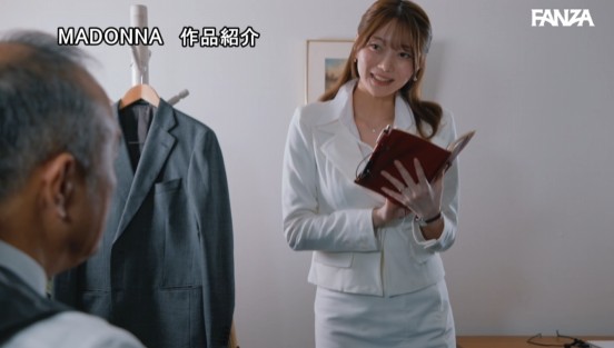 人妻秘書、汗と接吻に満ちた社長室中出し性交 いち花