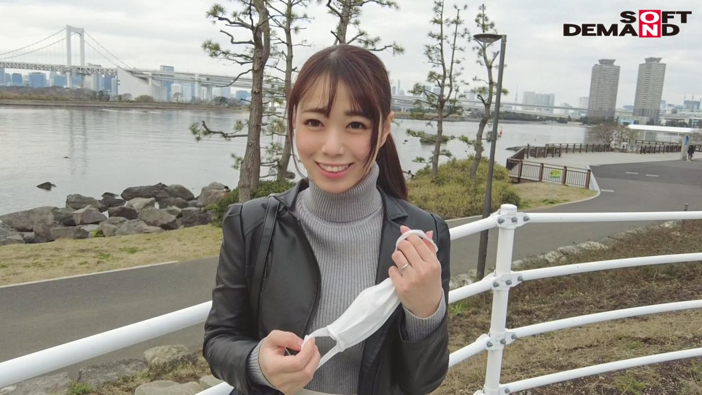 娘が大きくなったら一緒に買い物にいくのが夢の新米ママ2年生 木下彩芽 23歳 AV DEBUT