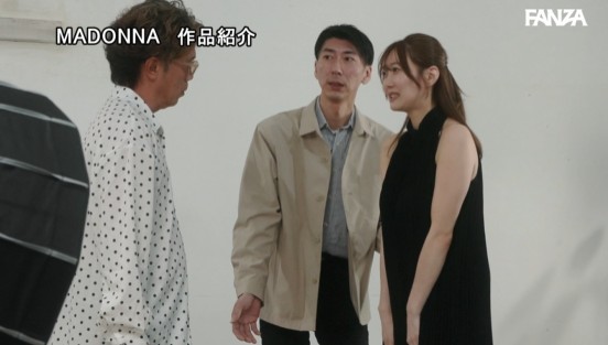 ヌードモデルNTR 上司と羞恥に溺れた妻の衝撃的浮気映像 いち花