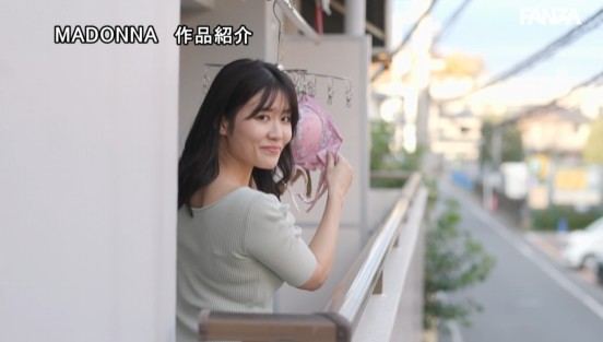 学生マンションの管理人・ナオさんに童貞を奪われた日から卒業まで、誘われるがまま中出し交尾に溺れた最後の青春時代。 神宮寺ナオサンプル１