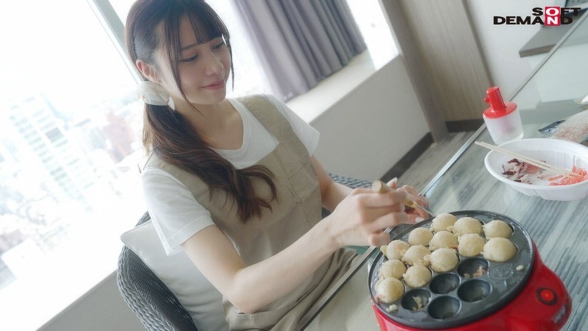 病院でおチンチンを見ると騎乗位で元気にさせたくなっちゃう関西弁のナースママ 西野芹那 27歳 第2章 東京のデカチン4本に「もうアカン」と言ってもイカされ続ける大阪の看護師ママサンプル２