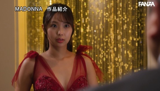 部下の副業 昼は真面目な地味OLの本性は本番NGヘルスの人気No.1嬢 店でもオフィスでも所かまわずヌカれまくった上司の私はすっかり彼女に沼ってしまった。 市来まひろサンプル１