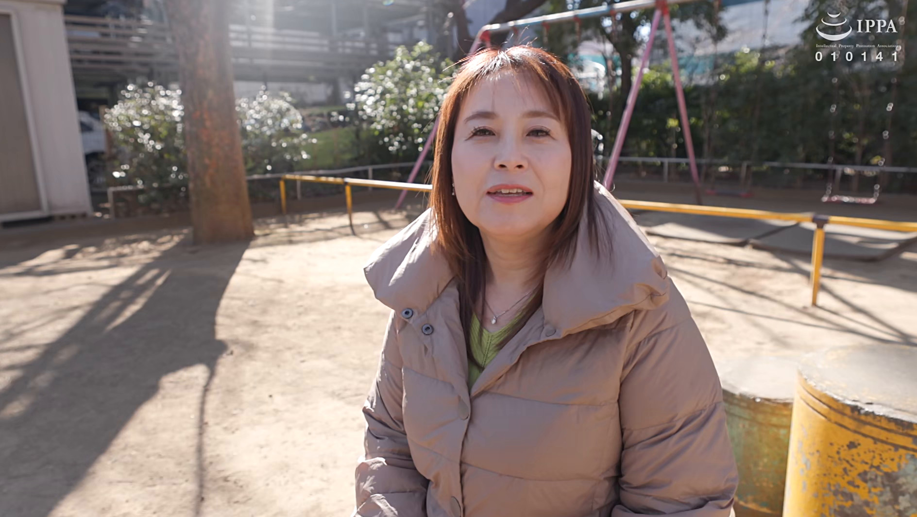 初撮り五十路妻ドキュメント第二章 朝倉蓮