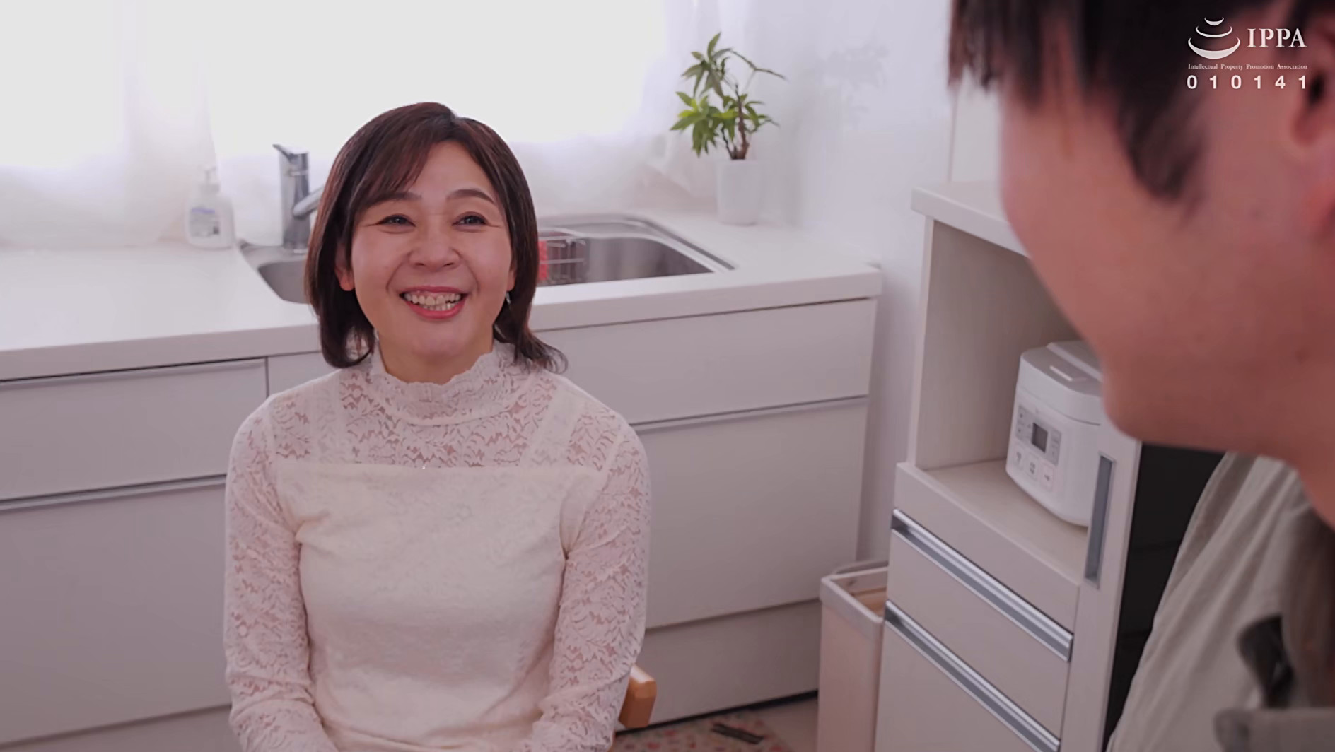 大好きな祖母にまさか童貞を捧げることになろうとは 和泉絹江