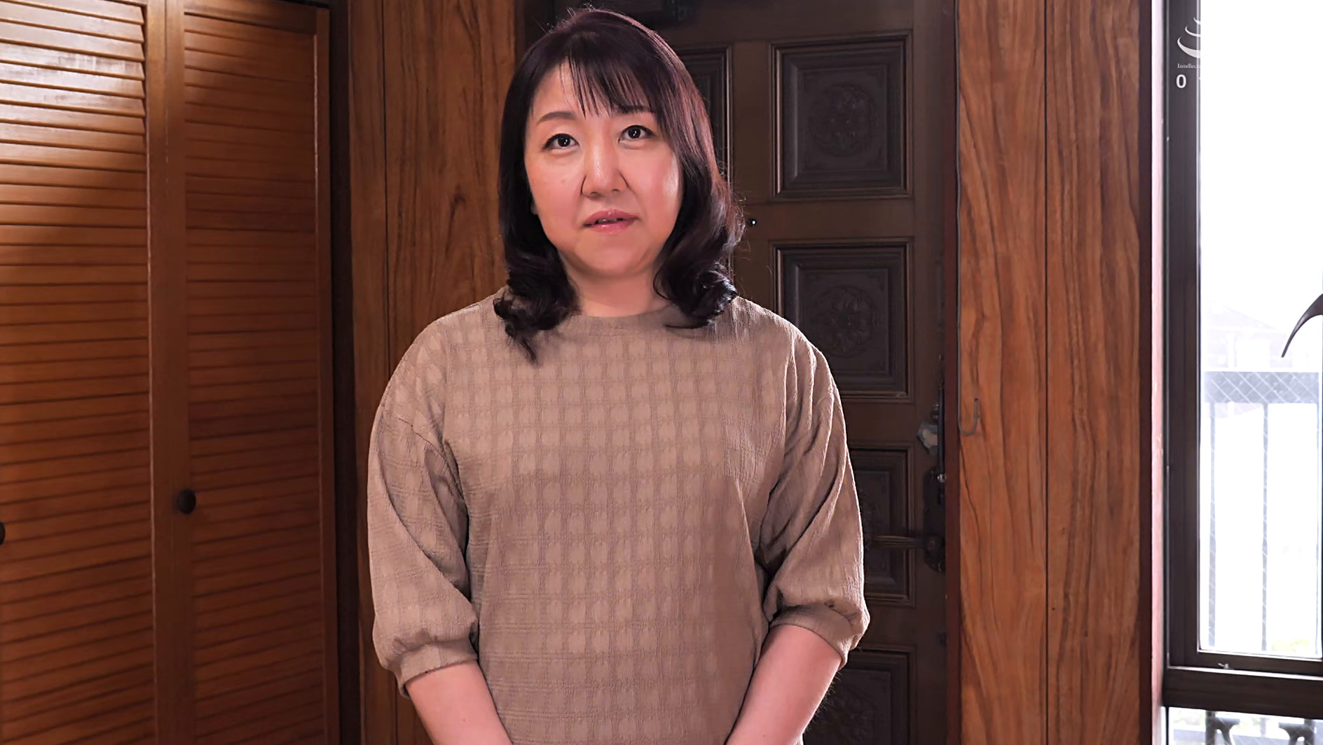 初撮り五十路妻ドキュメント第二章 春原早妃